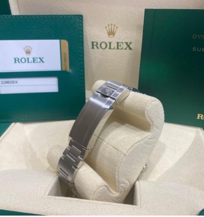 Rolex Submariner Date Hulk 2019 New Unworn Fullset 116610lv