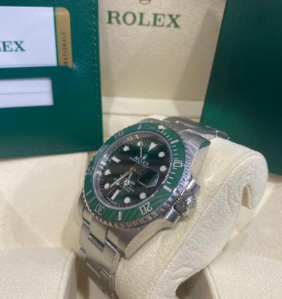 Rolex Submariner Date Hulk 2019 New Unworn Fullset 116610lv