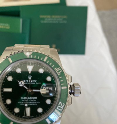Rolex Submariner Date Hulk 2020 new Unworn Full Set