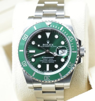 Rolex Submariner Date Hulk 2020 Green Dial Box And Papers 116610lv