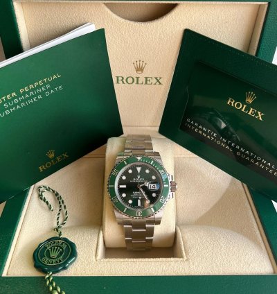 Rolex Submariner Date Hulk 2020 New Card 116610lv