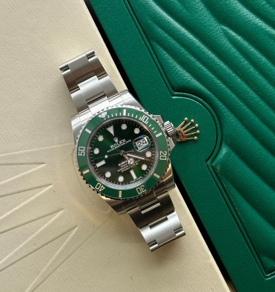 Rolex Submariner Date Hulk 2020 New Card 116610lv
