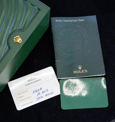Rolex Submariner Date Hulk Full Set