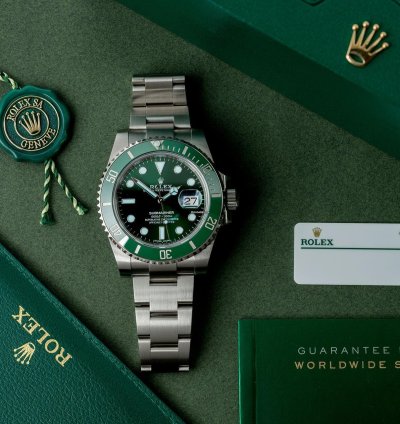 Rolex Submariner Date Hulk Full Set