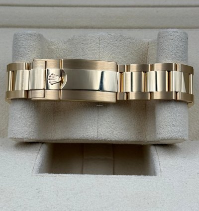 Rolex Daytona Yellow Gold Champagne Dial Yellow Gold Bracelet 126508 Unworn 2024
