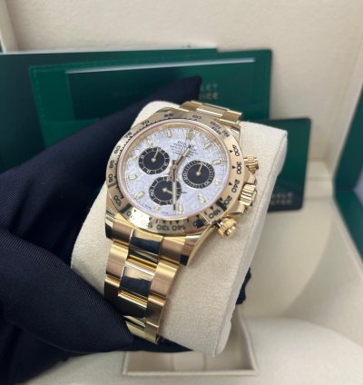 Rolex Daytona Yellow Gold Cosmograph Daytona 40 Watch - Meteorite And Black Dial - Oyster 116508