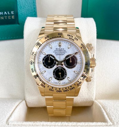 Rolex Daytona Yellow Gold Meteorite Dial 2023