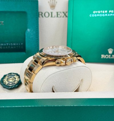 Rolex Daytona Yellow Gold Mother Of Pearl Diamond Dial 2021