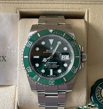 Rolex Submariner Date Magnifique Rolex Hulk Neuve