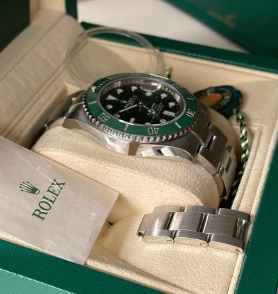Rolex Submariner Date Magnifique Rolex Hulk Neuve