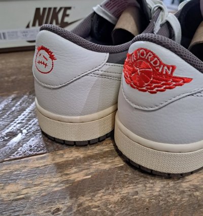 Jordan 1 Retro Low Og Sp Travis Scott Reverse Mocha