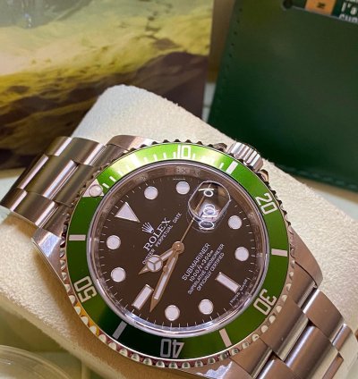 Rolex Submariner Date Rrr Bezel Green New Stickers