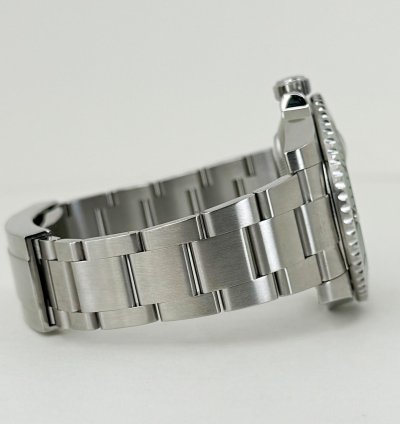 Rolex Submariner Date Stainless Steel Green Dial Hulk
