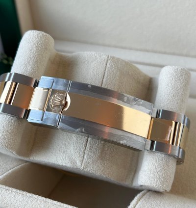Rolex Submariner Date Stunning Blue Dial Full Set Of Papers Original Box 2024