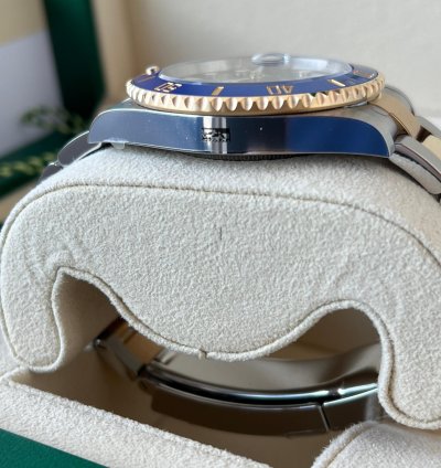 Rolex Submariner Date Stunning Blue Dial Full Set Of Papers Original Box 2024