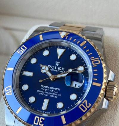 Rolex Submariner Date Stunning Blue Dial Full Set Of Papers Original Box 2024