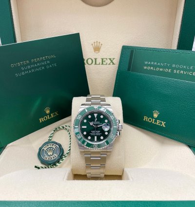 Rolex Submariner Date Unworn 2019 Submariner Date 40mm 116610lv Stainless Steel Hulk Green Dial Green Bezel