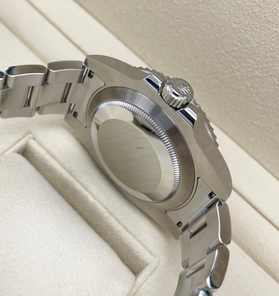 Rolex Submariner Date Unworn 2020 Submariner Date 40mm 116610lv Stainless Steel Hulk Green Dial Green Bezel