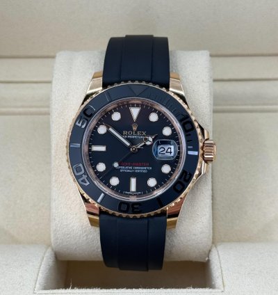 Rolex Yacht-master 40 40mm Black Ceramic Bezel Rose Gold Black Dial Oysterflex Band 116655