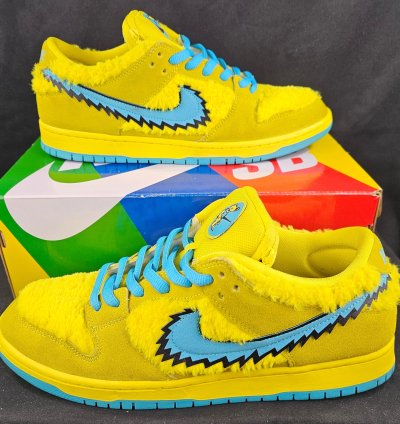 Nike Dunk Low Sb Grateful Dead Bears Opti Yellow Pre-owned