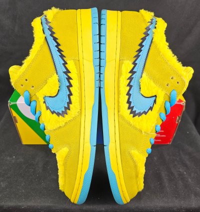 Nike Dunk Low Sb Grateful Dead Bears Opti Yellow Pre-owned