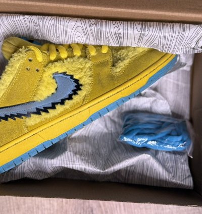 Nike Grateful Dead Sb Dunk Low Yellow Bear