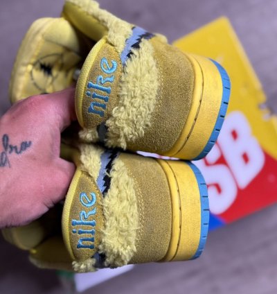 Nike Grateful Dead Sb Dunk Low Yellow Bear