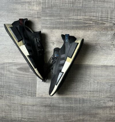 Adidas Nmd V2 Core Black Gold Metallic 9 5m