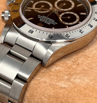 Rolex Daytona Zenith 4lines Bezel 225 Never Worn