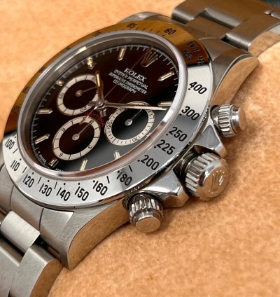 Rolex Daytona Zenith 4lines Bezel 225 Never Worn