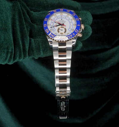 Rolex Yacht-master Ii Mint Complete Set Yacht-master Ii Two-tone White Dial Blue Bezel Rose Gold 116681