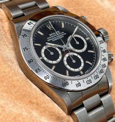 Rolex Daytona Zenith 4lines Bezel 225 Never Worn