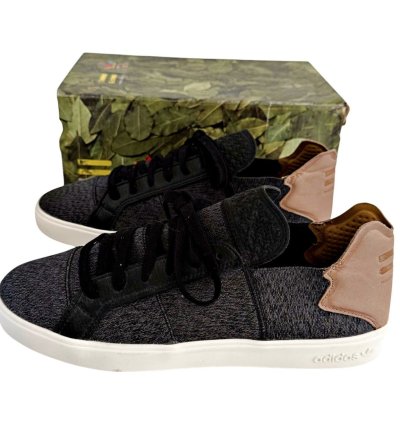 Adidas Pharrel Vulc Lace Up Low Top 10 5 Sneakers Shoes