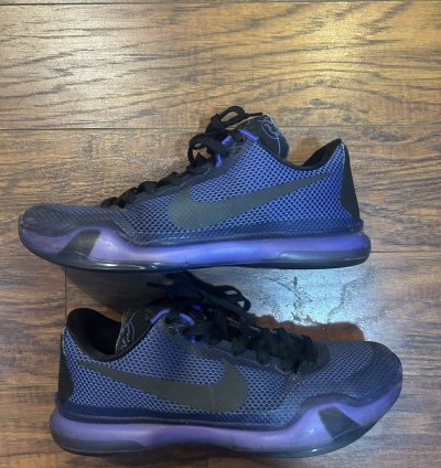 Kobe 10 Blackout