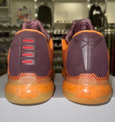 Kobe 10 Silk - Lightly Worn No Box flaw Shown