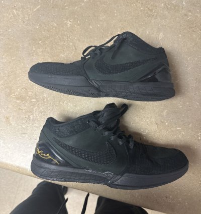 Kobe 4 Gift Of Mamba