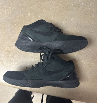 Kobe 4 Gift Of Mamba