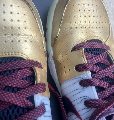 Kobe 4 Gold Medal Protro