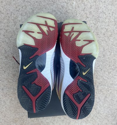 Kobe 4 Gold Medal Protro