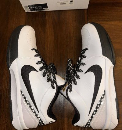 Kobe 4 Protro Gigi