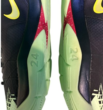 Kobe 4 Venomenon Glow In The Dark