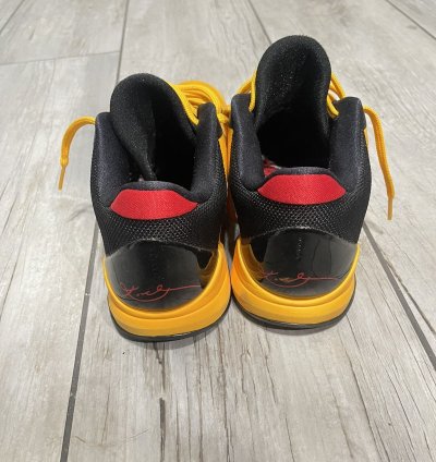 Kobe 5 Bruce Lee Protro
