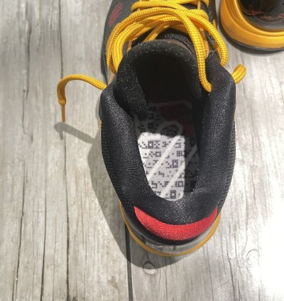Kobe 5 Bruce Lee Protro