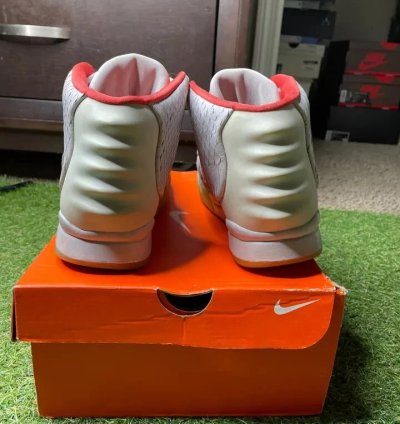 Nike Air Yeezy 2 Pure Platinum