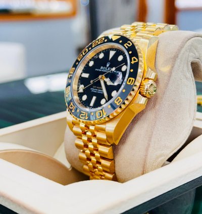 Rolex Gmt-master Ii 126718grnr 18k Yellow Gold Jubilee Bracelet Watch Box Papers Unworn