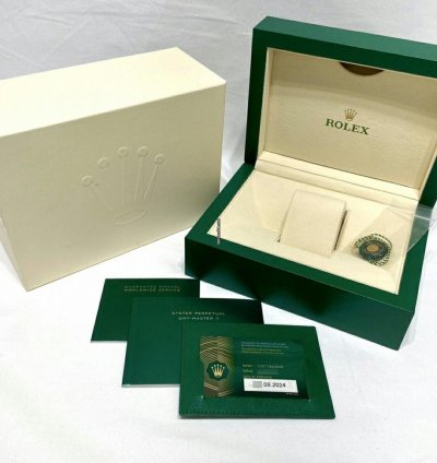Rolex Gmt-master Ii 126718grnr Automatic Yellow Gold Like New Unworn