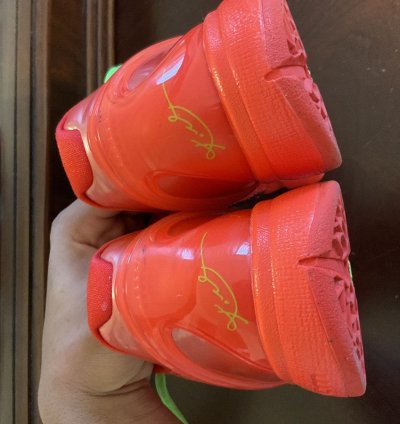 Kobe 6 Reverse Grinch