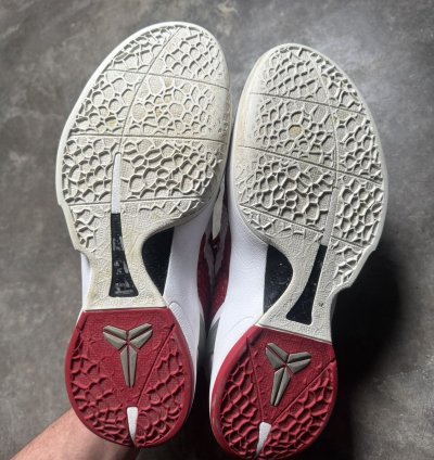 Kobe 6 Varsity Red 2011 Retro Basketball Sneakers