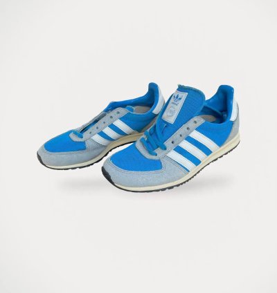 Adidas Sneakers