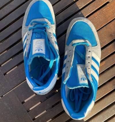 Adidas Sneakers